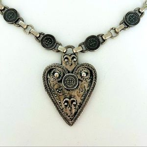Game of Thrones Link Heart Necklace